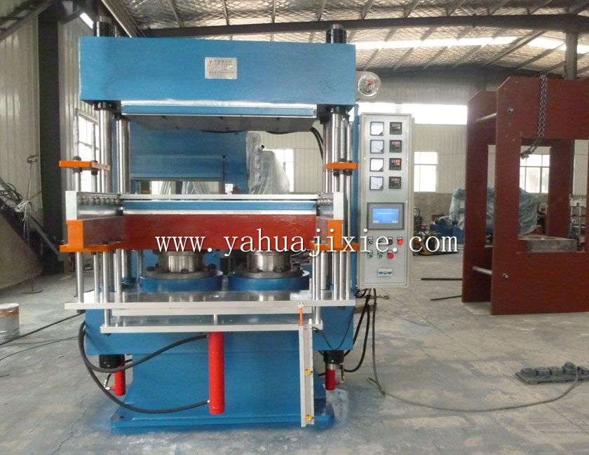 200噸柱式自動頂出，自動推出，強(qiáng)制開模硫化機(jī)