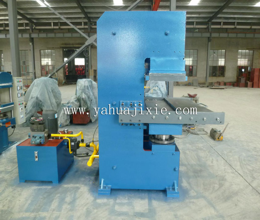 鄂式帶手動推拉模裝置硫化機(jī)