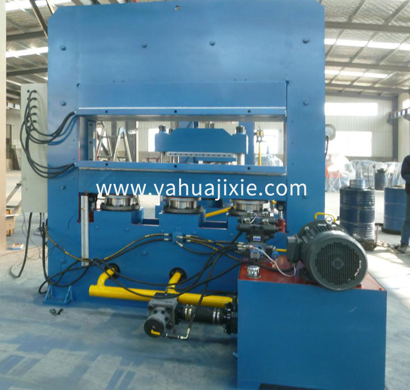 框式自動(dòng)控制硫化機(jī)