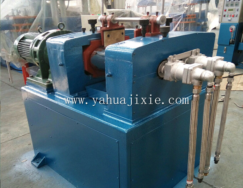 實(shí)驗(yàn)室開放式煉膠機(jī)