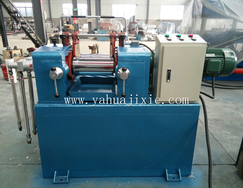 實(shí)驗(yàn)室開放式煉膠機(jī)