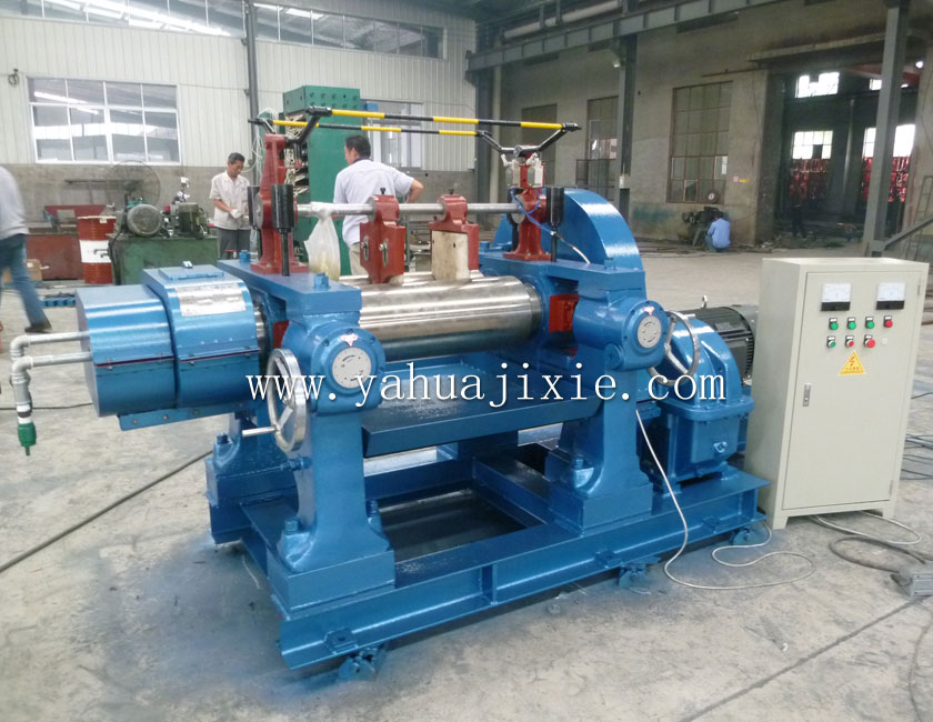 XK-250（10寸）開(kāi)放式煉膠機(jī)