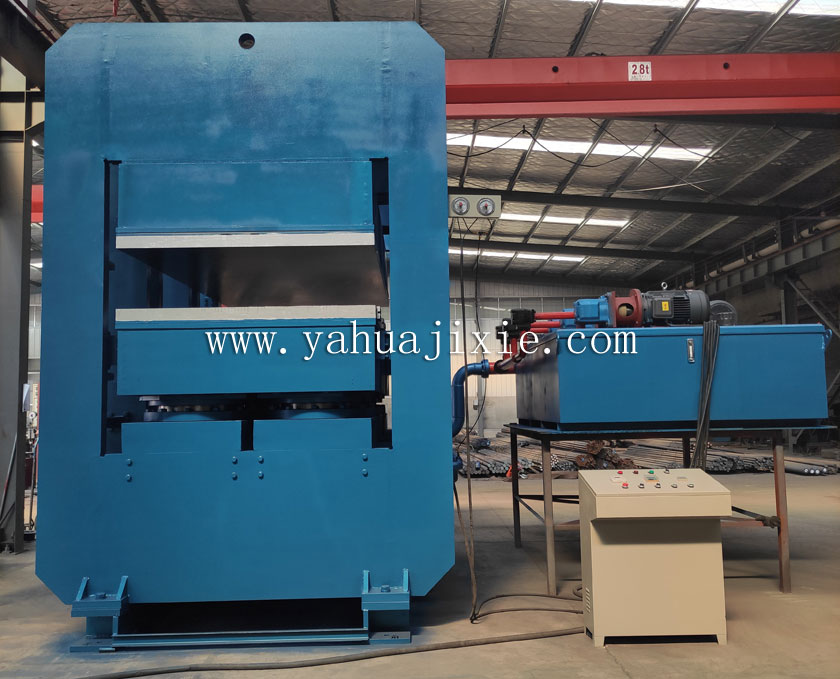 3000T硫化機(jī)大型膠板，牛棚墊子，豬舍墊子生產(chǎn)硫化機(jī)